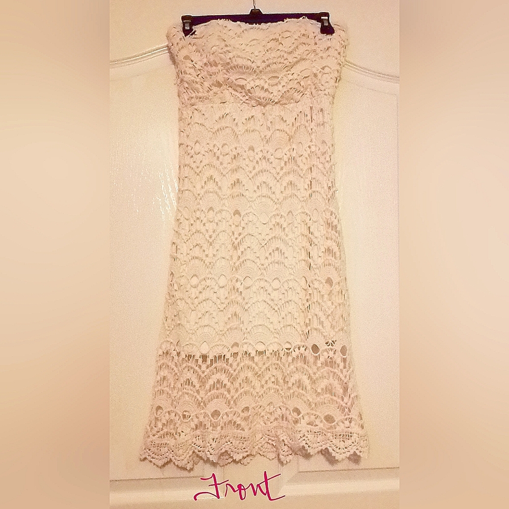 Ultra Pink Juniors Small Crotchet Dress; Inner liner is shorter than outer part.